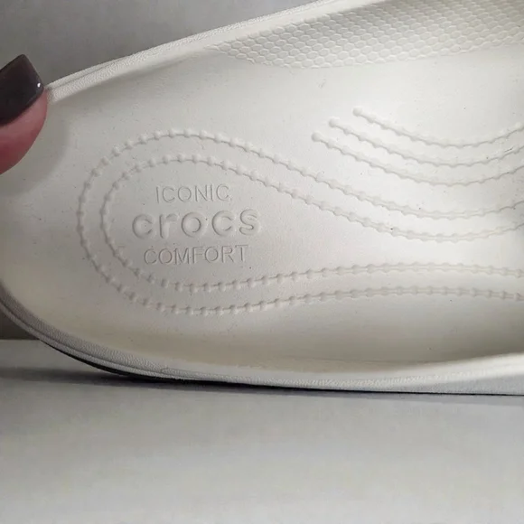 Women's Crocs Beige & Black Mules & Clogs - Picture 4 of 4